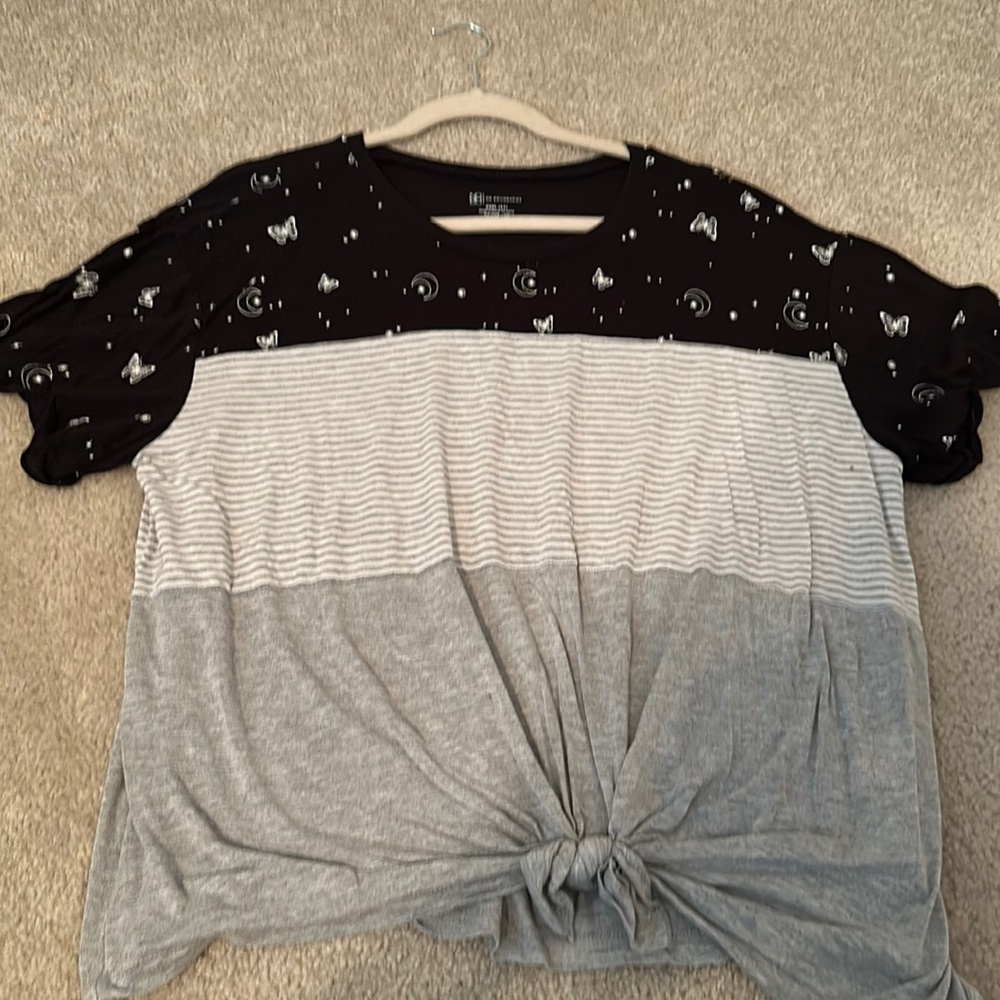 Women’s three pattern t-shirt